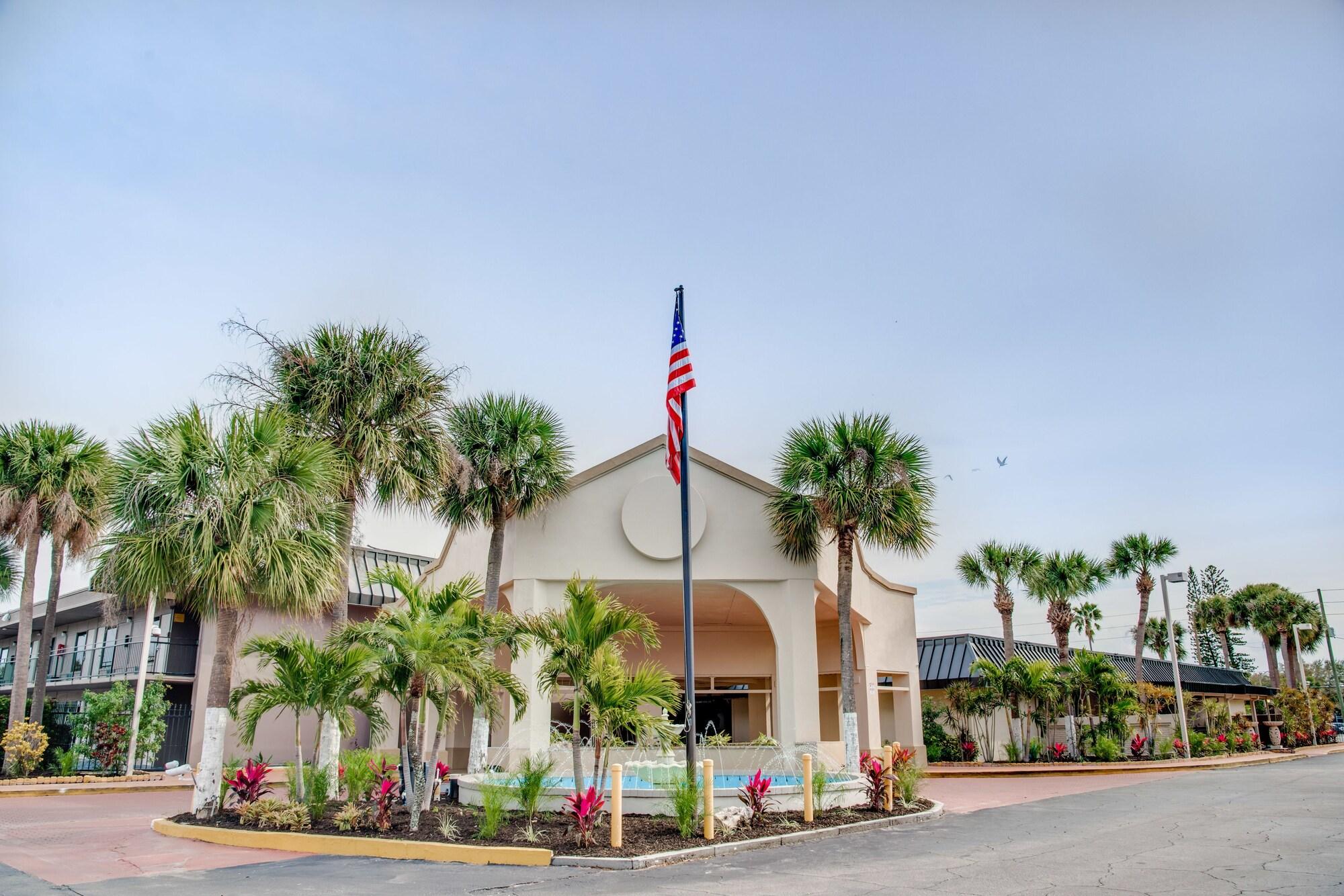 Hotel Super 8 By Wyndham San Petersburgo Exterior foto